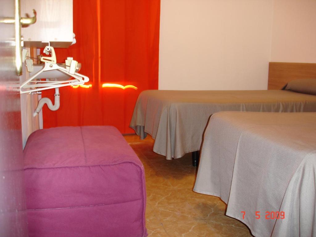 Hostal Can Blanco Sarriá de Ter Zimmer foto