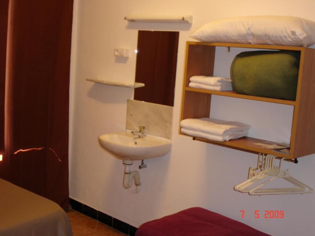 Hostal Can Blanco Sarriá de Ter Exterior foto