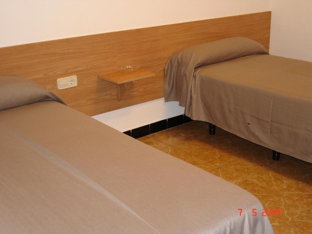 Hostal Can Blanco Sarriá de Ter Exterior foto
